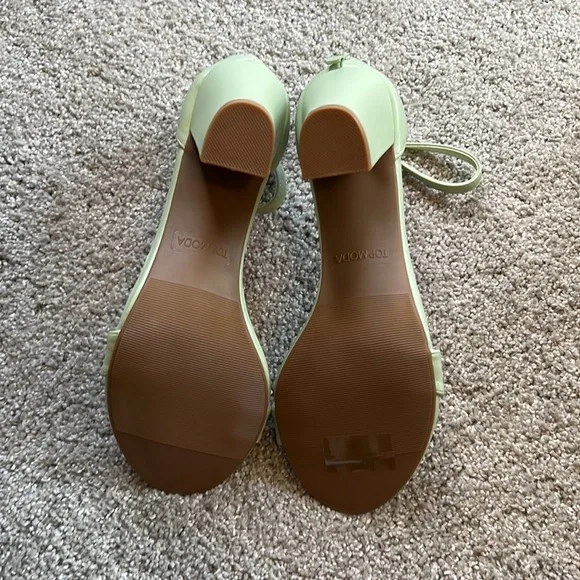 NWOT Mint Colored Sandals - Picture 5 of 6